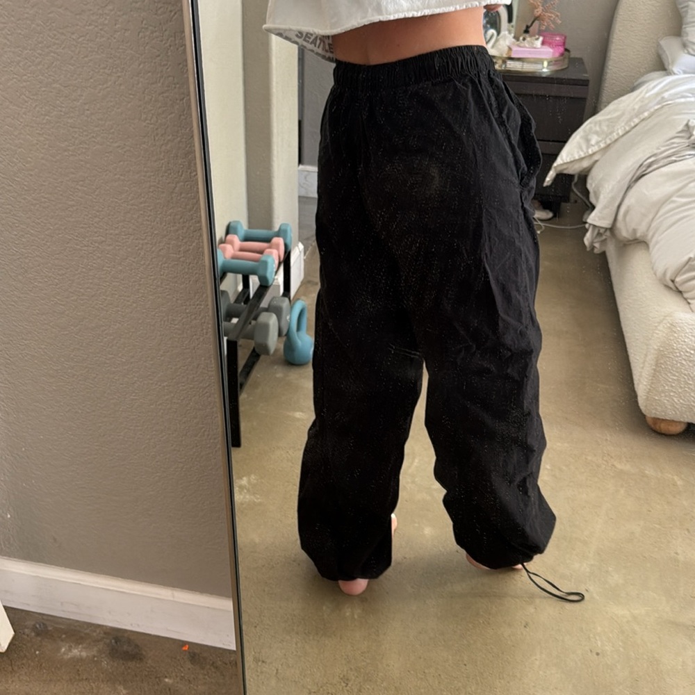 Zara parachute pants - Picture 2 of 3